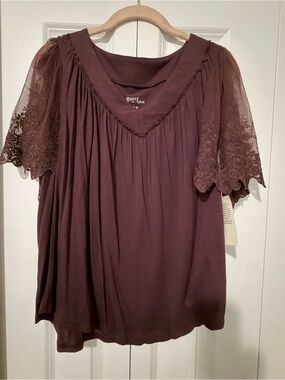 NWT Grace & Lace Plum Lace-Sleeve Peasant Top